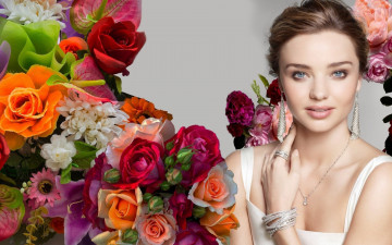 Картинка девушки miranda+kerr серьги браслеты