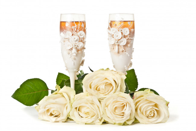 Обои картинки фото еда, напитки, шампанское, розы, цветы, праздник, фужеры, свадьба