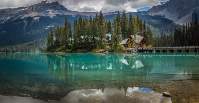 Обои картинки фото emerald lake restaurant, города, - пейзажи, озеро, лес, горы
