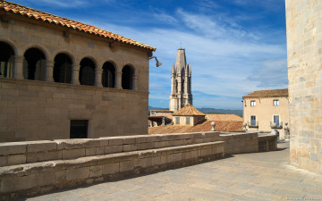 Картинка catedral de santa maria gerona города католические соборы костелы аббатства