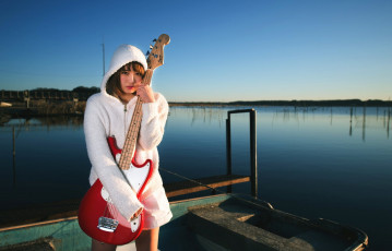 Картинка музыка -другое водоем азиатка гитара взгляд девушка