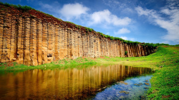 Картинка stone wall природа реки озера каменная стена лужа овраг