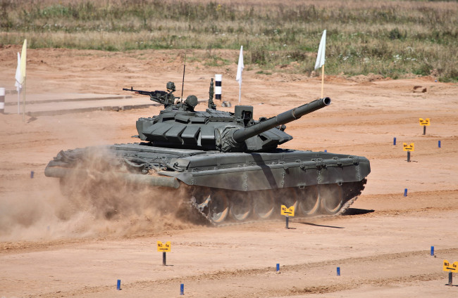 Обои картинки фото техника, военная техника, военная, танк, т-72, б3, россия, испытания, поле