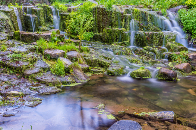 Обои картинки фото природа, водопады, водопад, лес, река