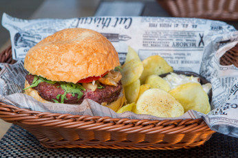 Картинка еда бутерброды +гамбургеры +канапе котлета булочка гамбургер чипсы