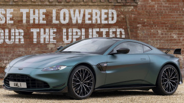 Картинка aston+martin+vantage+f1+edition+ uk +2021 автомобили aston+martin aston martin vantage f1 edition 2021