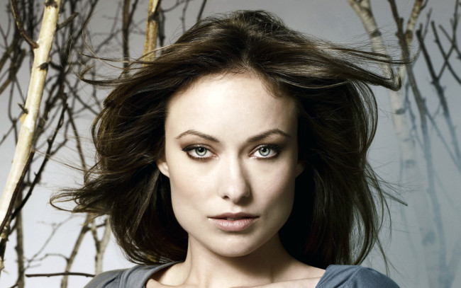 Обои картинки фото девушки, olivia wilde, шатенка, лицо, ветки