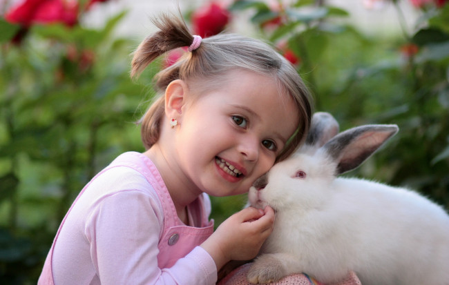 Обои картинки фото разное, дети, девочка, кролик