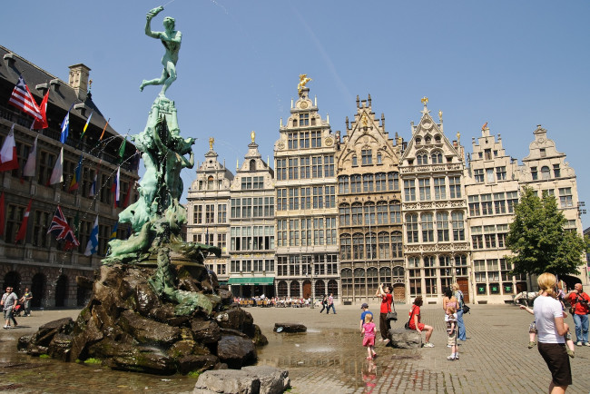 Обои картинки фото антверпен, бельгия, города, фонтаны, площадь, дома