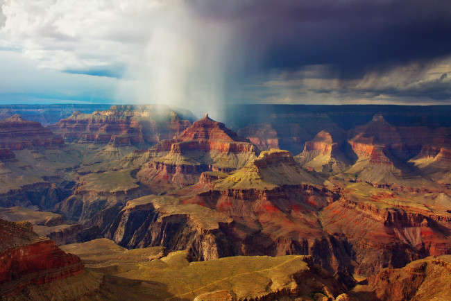Обои картинки фото природа, горы, скалы, дождь, облака, тучи, небо, национальный, парк, гранд-каньон, сша