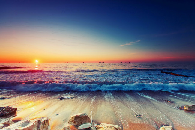 Обои картинки фото природа, восходы, закаты, волны, море, побережье, камни, закат