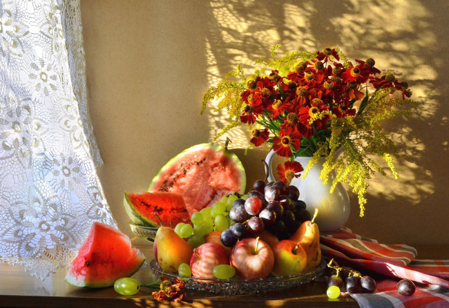 Обои картинки фото еда, натюрморт, груши, яблоки, виноград, арбуз, гайлардия