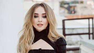 обоя девушки, sabrina carpenter, блондинка, лицо