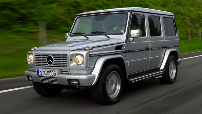 Обои картинки фото mercedes, g55, автомобили, benz, грузовики, автобусы, германия, подразделение, daimler, ag, двигатели, легковые, mercedes-benz