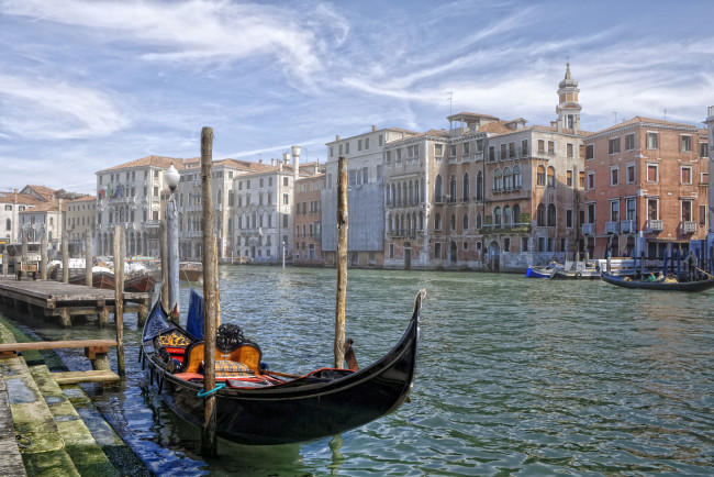 Обои картинки фото корабли, лодки,  шлюпки, канал, венеция, гондола
