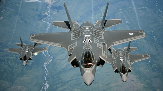 Обои картинки фото авиация, боевые самолёты, f-35a, lightning, оружие, самолёты