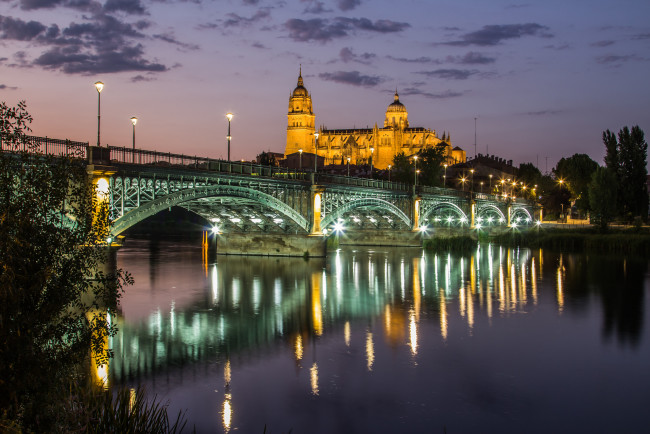 Обои картинки фото salamanca, города, - мосты, огни, мост, река