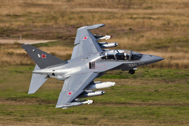 Обои картинки фото Як- 130, авиация, боевые самолёты, полёт, самолёт, Як-, 130