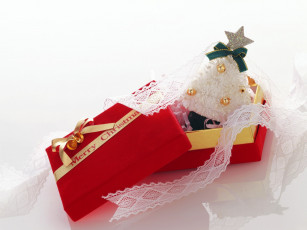 Картинка праздничные подарки коробочки елочка бант коробка