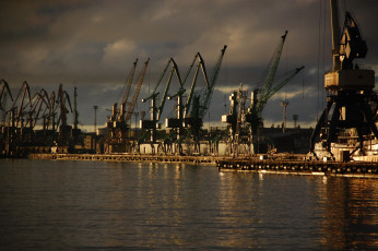 Картинка литва клайпеда порт корабли порты причалы краны