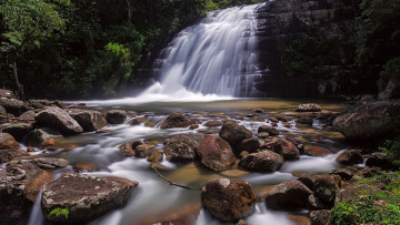 Картинка природа водопады камни поток река