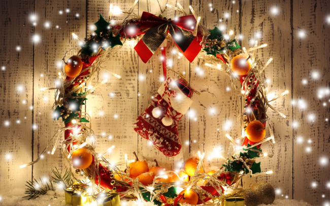 Обои картинки фото праздничные, украшения, венок, новый, год, рождество, decoration, огни, christmas, merry