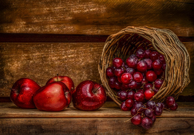Обои картинки фото еда, фрукты,  ягоды, виноград, яблоки, корзина