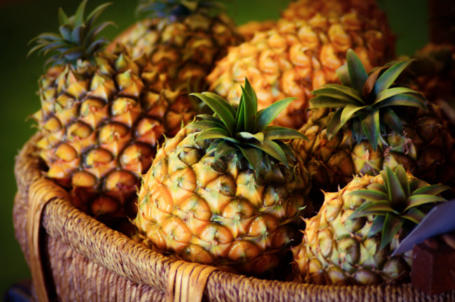 Обои картинки фото еда, ананас, плоды