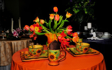 обоя интерьер, декор,  отделка,  сервировка, столы, сервировка, свечи, тюльпаны