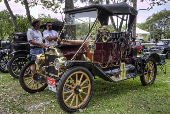 Обои картинки фото 1913 ford model t runabout, автомобили, выставки и уличные фото, выставка, автошоу