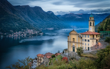 обоя города, - православные церкви,  монастыри, церковь, дома, озеро гардо, hotel lago di garda, италия, курорт