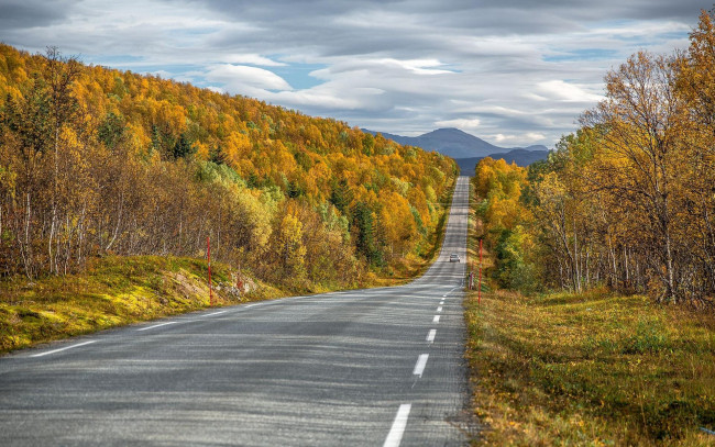 Обои картинки фото природа, дороги, горы, дорога, norway, осень, senja