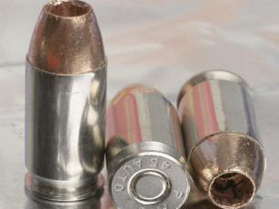 Картинка 45acp ammo with copper bullets оружие пулимагазины