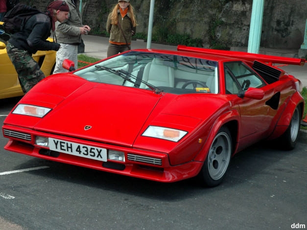 Обои картинки фото автомобили, выставки, уличные, фото, lamborghini, countach