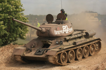 Картинка техника военная+техника танк средний советский т-34-85