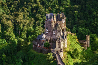 обоя eltz castle - germany, города, замки германии, горы, замок