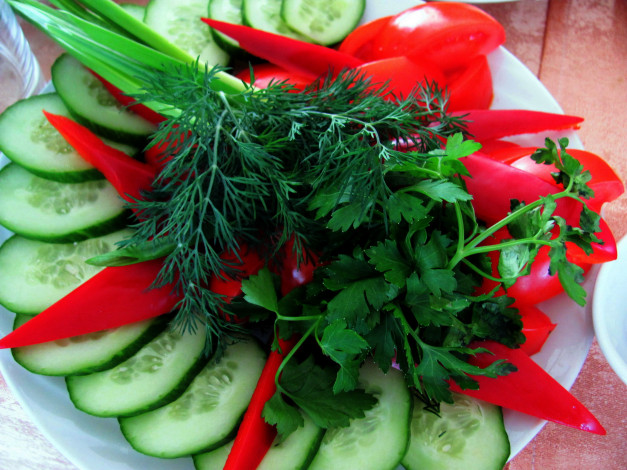 Обои картинки фото еда, овощи, укроп, перец, огурцы, петрушка