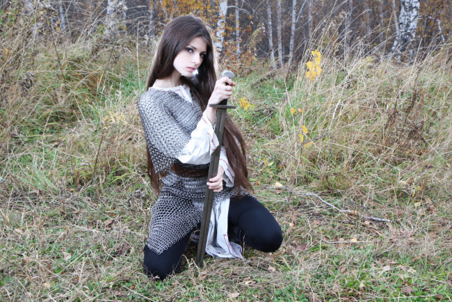 Обои картинки фото девушки, -unsort , девушки с оружием, красивая, девушка, меч