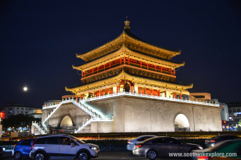 Картинка колокольная+башня города -+буддийские+и+другие+храмы освещение вечер достопримечательности башня колокольная китай сиань
