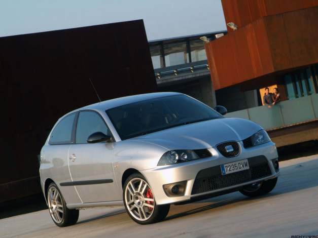 Обои картинки фото seat, ibiza, cupra, 2006, автомобили