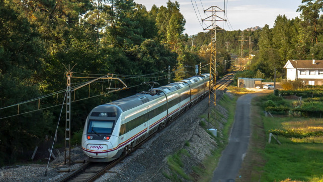 Обои картинки фото техника, электрички, скорость, поезд