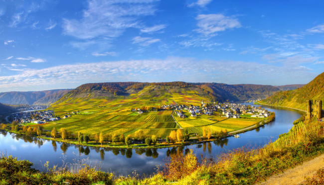 Обои картинки фото байльштайн , вюртемберг,  германия, города, - панорамы, поля, река, панорама, дома, пейзаж, байльштайн