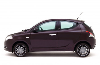 обоя chrysler ypsilon purple 2013, автомобили, chrysler, 2013, purple, ypsilon