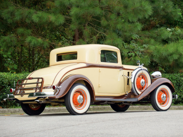 Обои картинки фото chrysler royal business coupe 1933, автомобили, классика, 1933, coupe, business, royal, chrysler