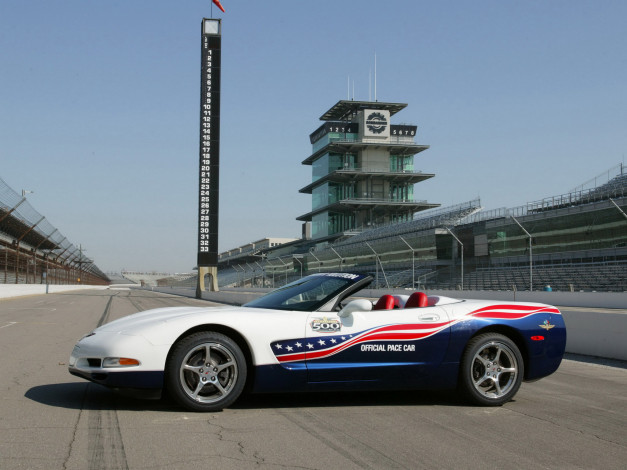 Обои картинки фото corvette convertible indy 500 pace car 2004, автомобили, corvette, car, pace, 500, 2004, indy, convertible