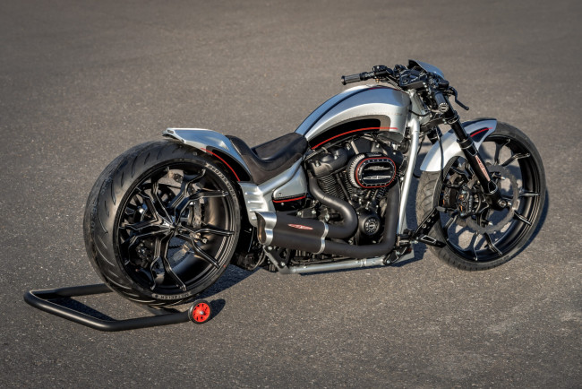 Обои картинки фото мотоциклы, harley-davidson, softail, breakout, customized, gp-monza