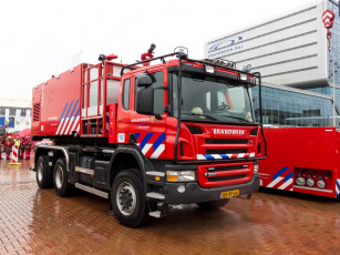 Картинка scania+p+360+fire+truck автомобили пожарные+машины пожарный автомобиль спецтехника