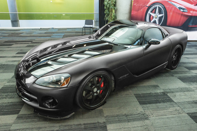 Обои картинки фото dodge viper, автомобили, выставки и уличные фото, автосалон, выставка