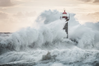 Картинка природа стихия волны брызги шторм
