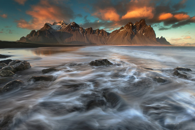 Обои картинки фото природа, побережье, исландия, vestrahorn, горы, море, волны, выдержка